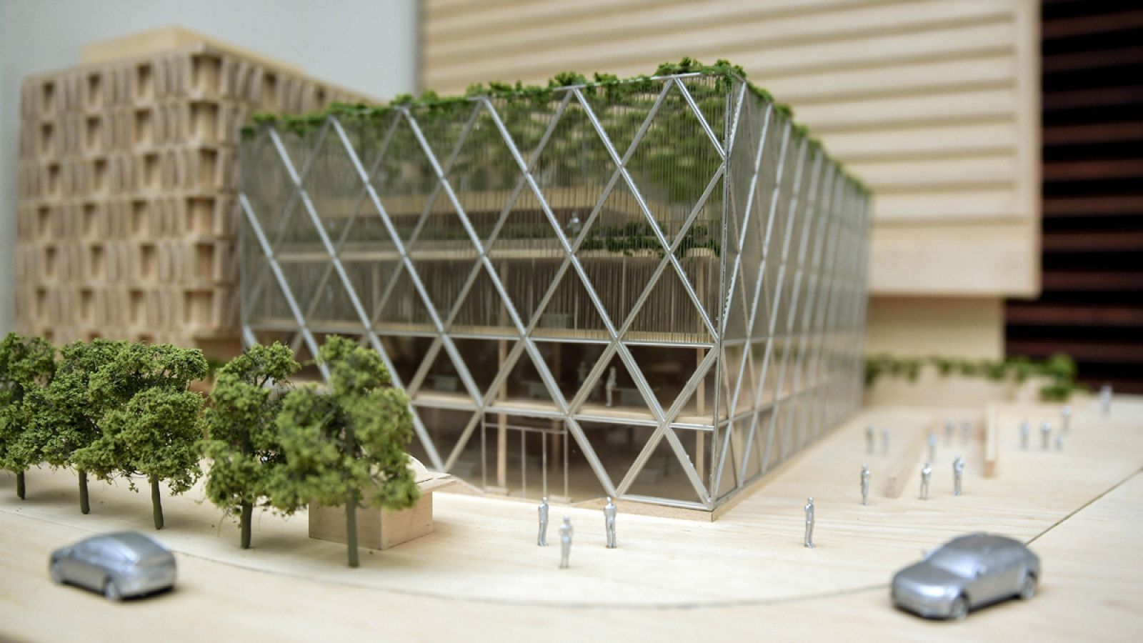 Norman Foster diseña Axis, un edificio transparente en la plaza de Colón, Madrid