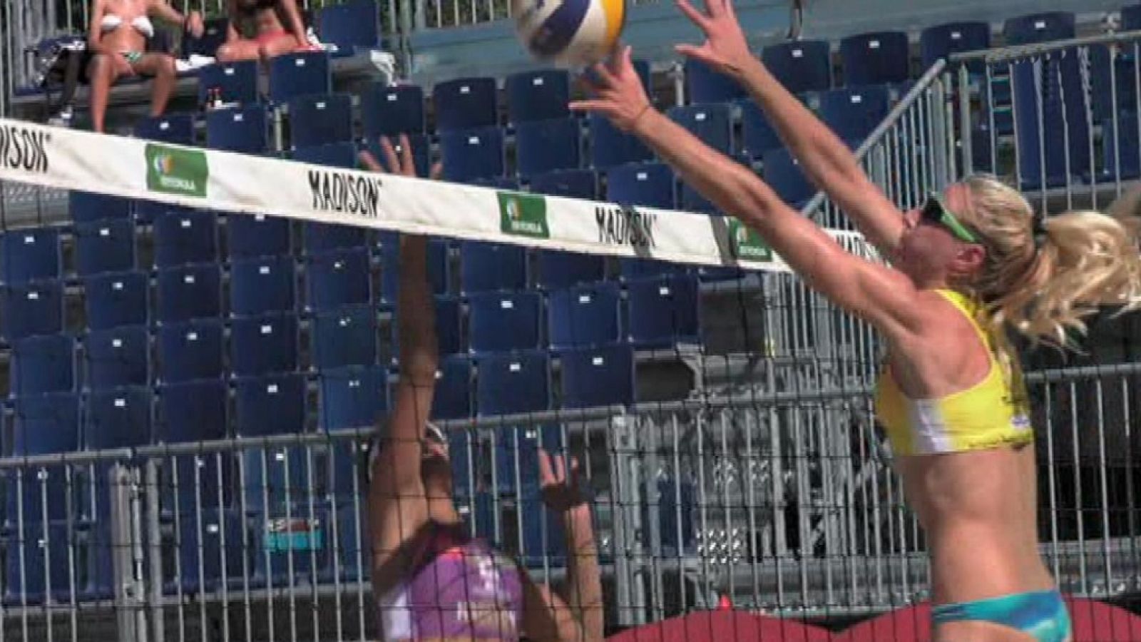 Voley playa - Madison Beach Volley Tour 2018 desde Tarragona Resumen