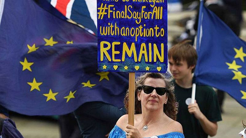 Los europeos, a cuatro pasos de permanecer en el Reino Unido tras el 'Brexit'