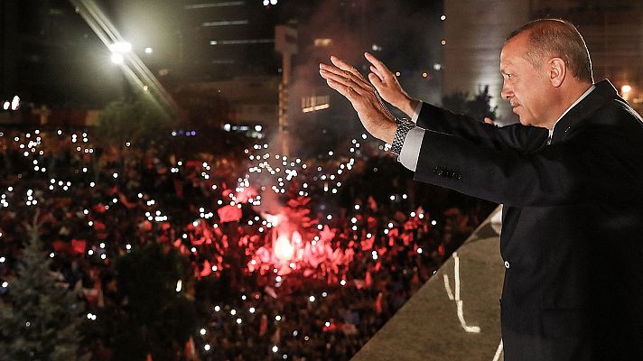 Telediario 1 - Erdogan revalida la presidencia turca