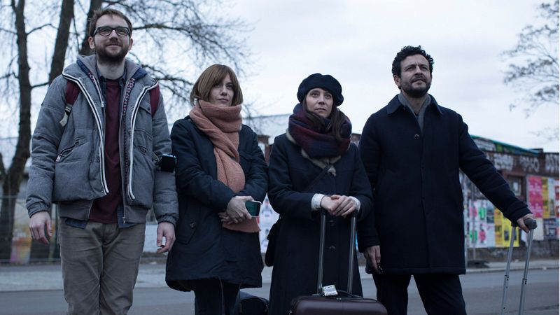 RTVE.es os ofrece el tráiler en exclusiva de 'Las distancias', la película triunfadora en el Festival de Málaga