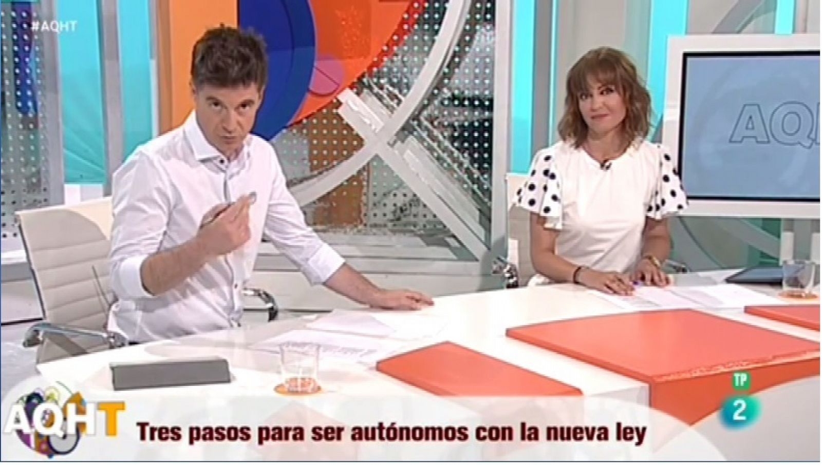 Aquí hay trabajo: 3 pasos para ser autónomos con la nueva ley | RTVE Play