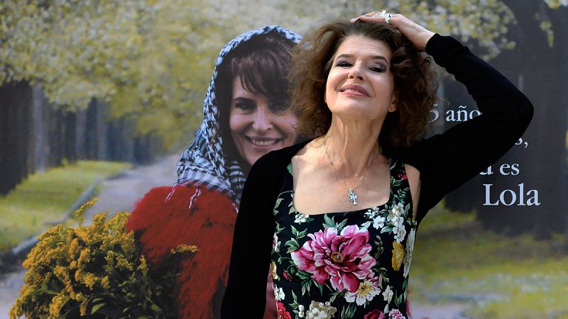 Fanny Ardant presenta en Madrid 'Lola Pater', en la que interpreta a un transexual