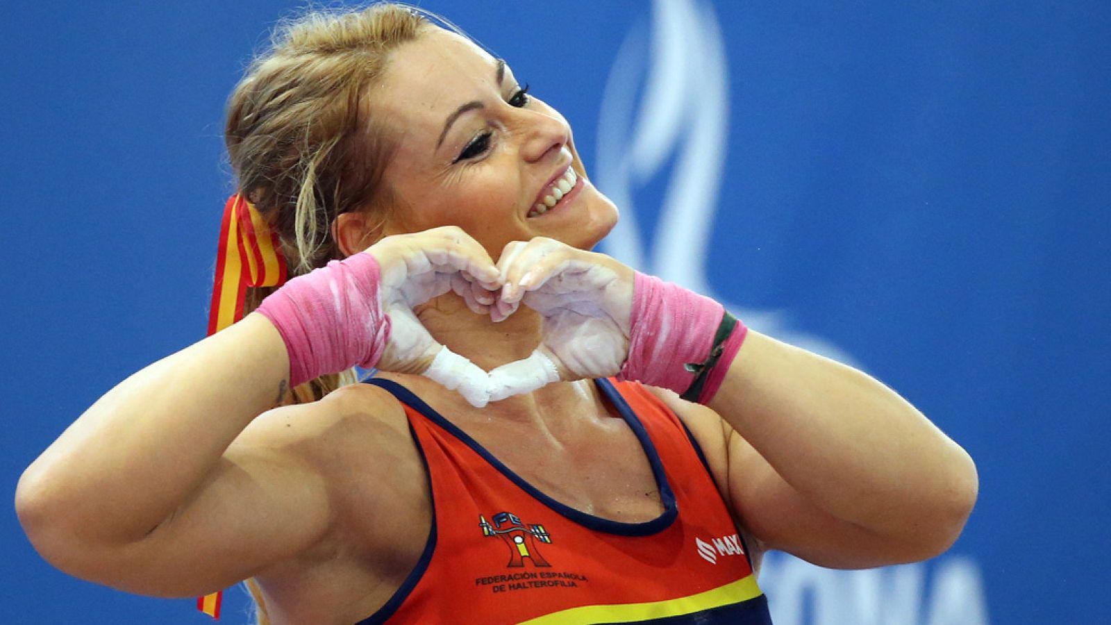 Lydia Valentín logra el oro en arrancada | Ver