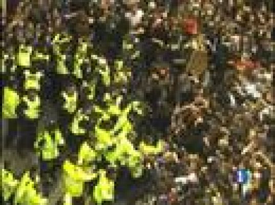  - Primeros enfrentamientos en Londres