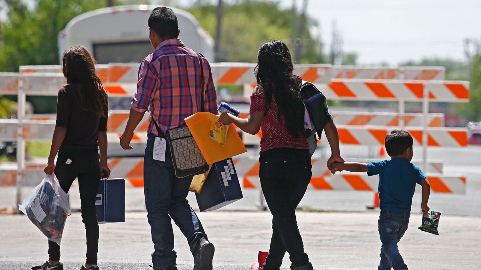 Unos 37.000 menores han entrado solos por la frontera de EE.UU. en lo que va de año