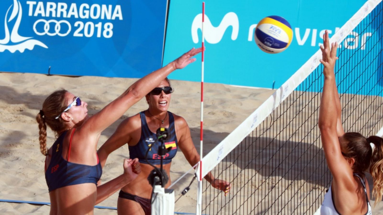 Sin programa: Juegos Mediterráneos 2018 - Voley Playa Final Femenina: España - Francia | RTVE Play