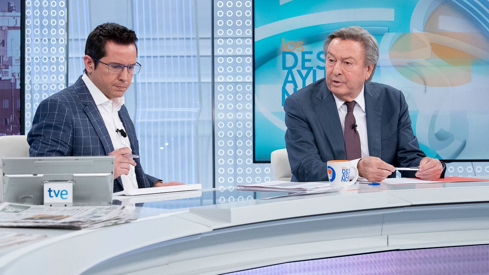 Los desayunos: De Grandes lamenta el "desdén" que Aznar muestra hacia el PP | RTVE Play