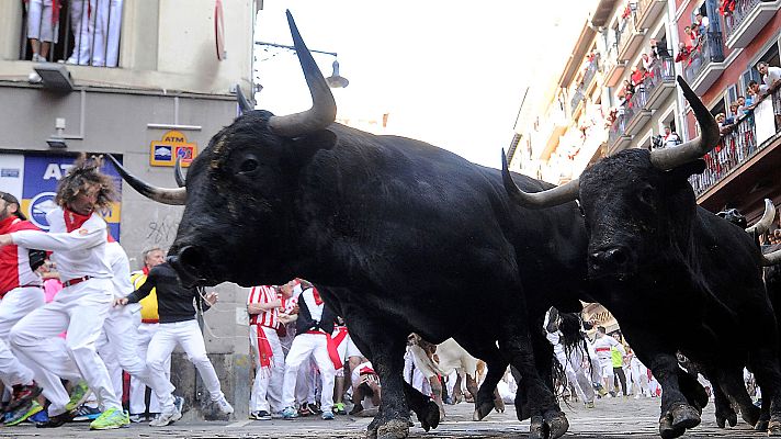 Telediario 1 - Sanfermines 2018 - Los toros, auténticos protagonistas de los encierros