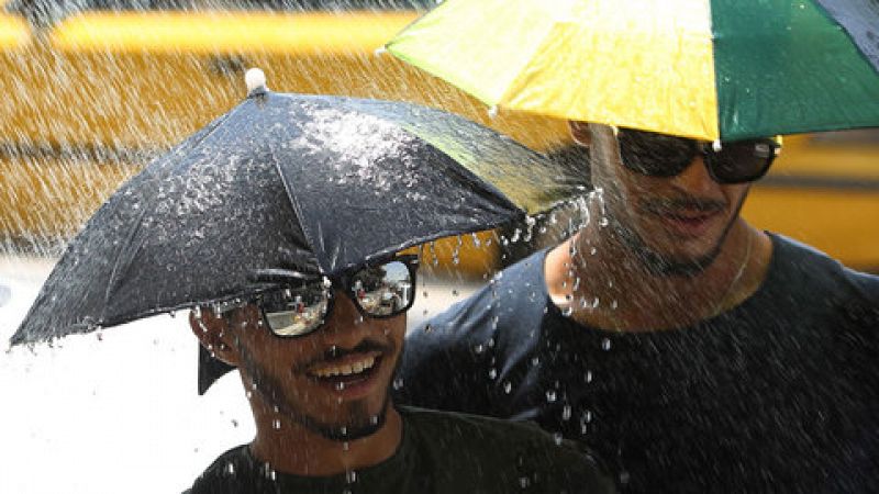 Tormentas en zonas del norte y 34 grados en Valle del Ebro y Mallorca