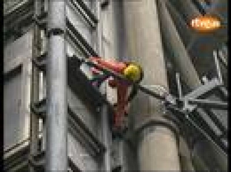 'Spiderman' se une a las protestas contra el G-20