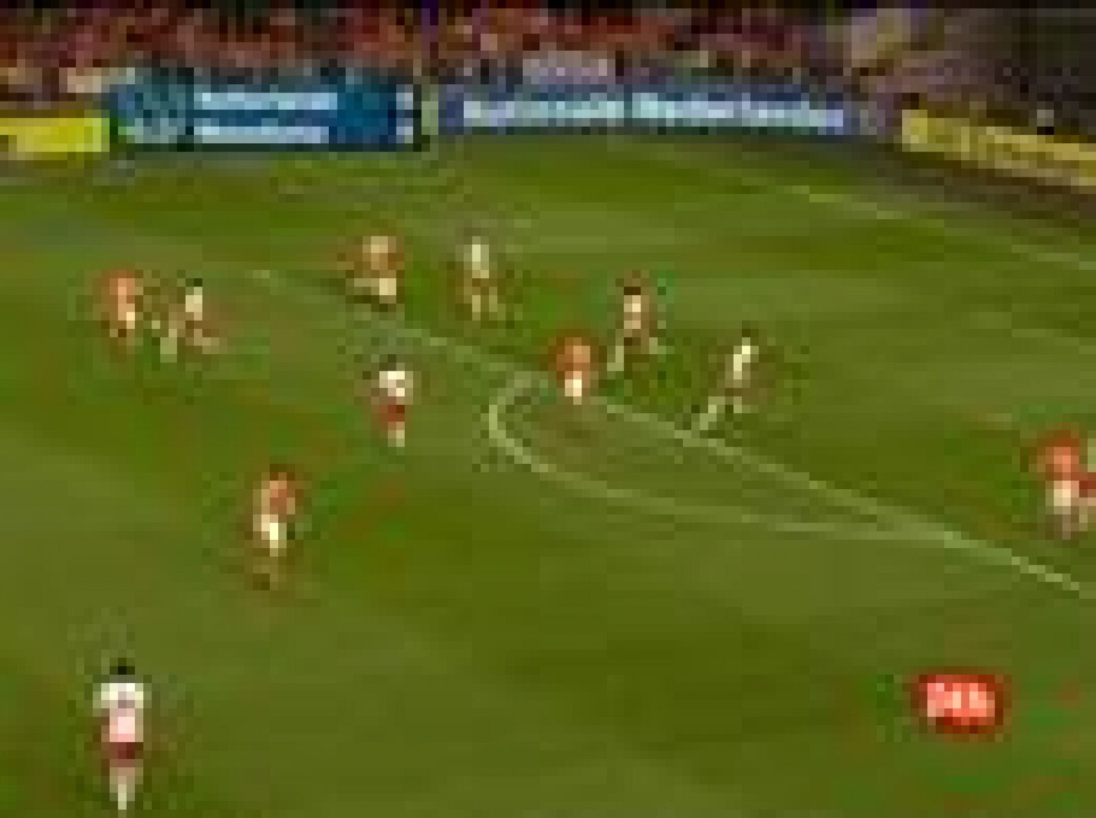 Inglaterra y Holanda marchan con paso firme hacia el Mundial 2010 tras sus respectivas victorias ante Ucrania y Macedonia (02/04/2009). 