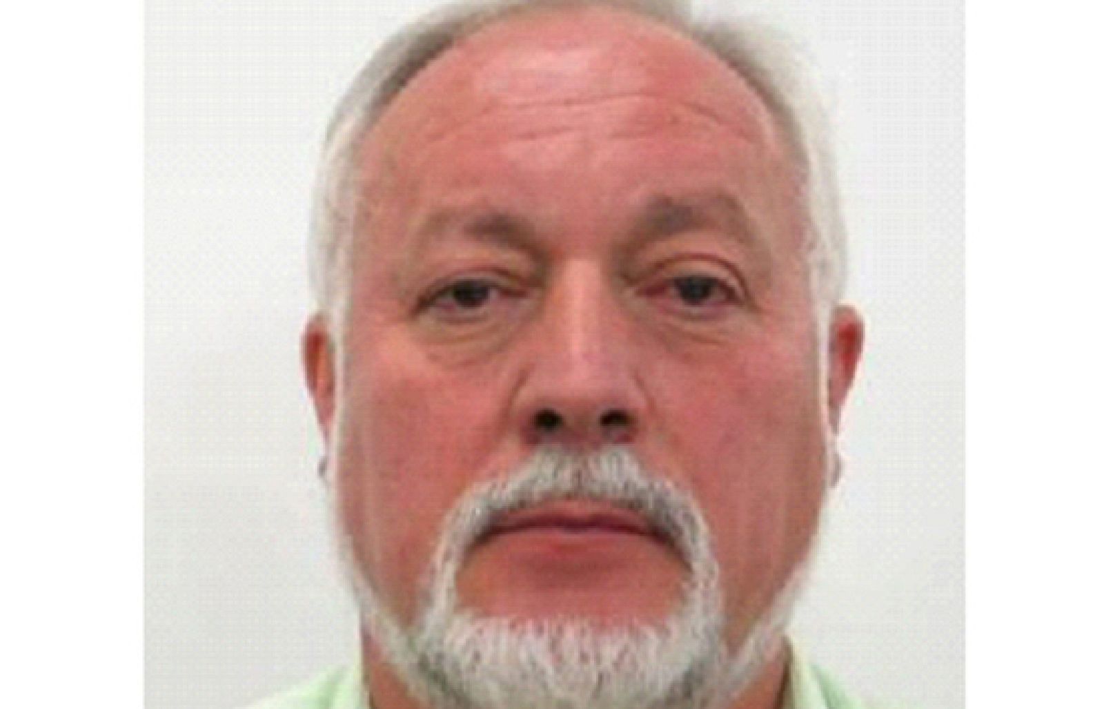 José Pérez Díaz, más conocido como Pepe "el del Popular", está en la cárcel de Veracruz, en México, pendiente de su posible extradición a España. Alli ha recibido a un equipo de Televisión Española. Niega que hace 18 años cometiera la estafa de 6.000 millones de pesetas por la que está detenido , aunque reconoce que se equivocó al fugarse.