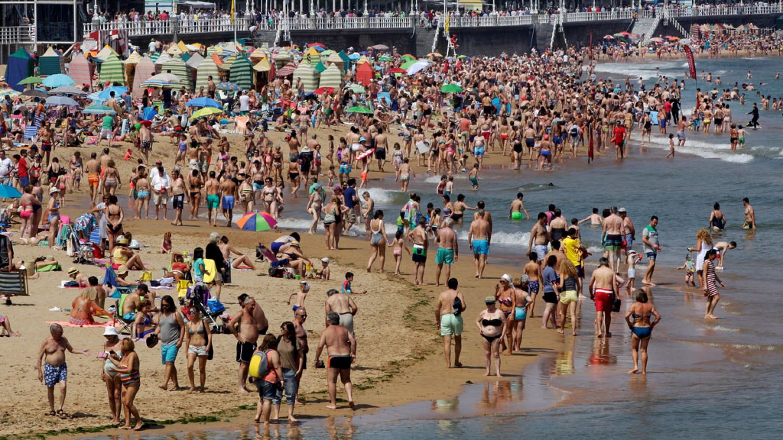 Sin programa: Calor intenso en Cataluña y Gran Canaria | RTVE Play