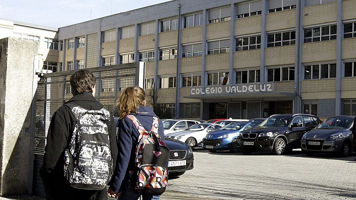 Telediario 1 - Condenado a más de 49 años el exprofesor del colegio Valdeluz por abusos sexuales a alumnas