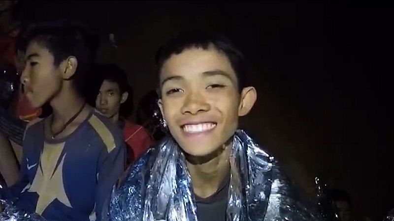 Vuelta a la rutina, al colegio y juegos: estas son las recomendaciones de los psicólogos para los niños rescatados en Tailandia