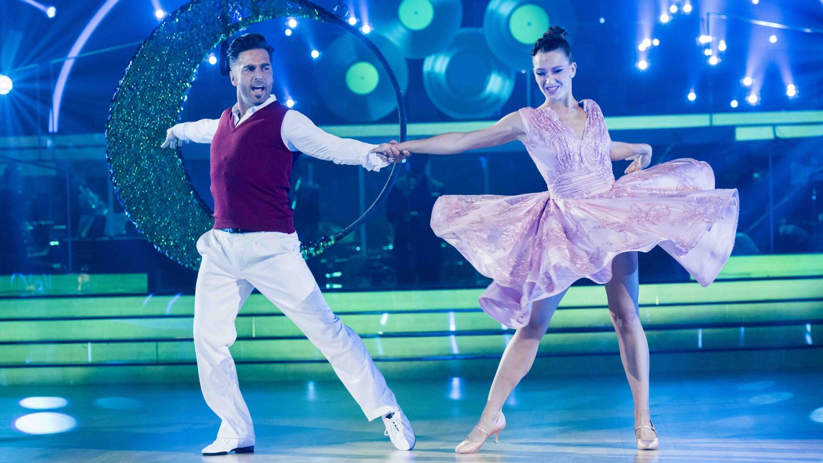 David Bustamante y Yana bailan "Quisiera ser" - Bailando con las estrellas 