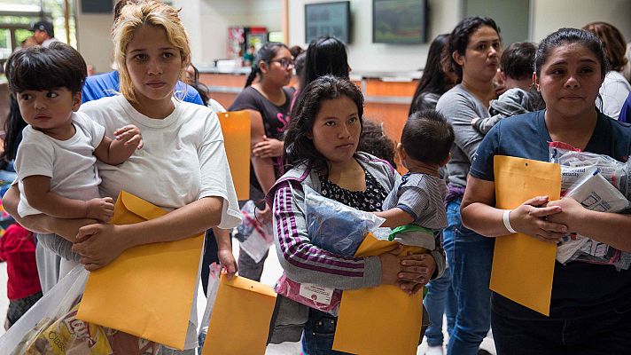 Washington liberará a las familias de migrantes con menores detenidas por llegar al país de forma clandestina