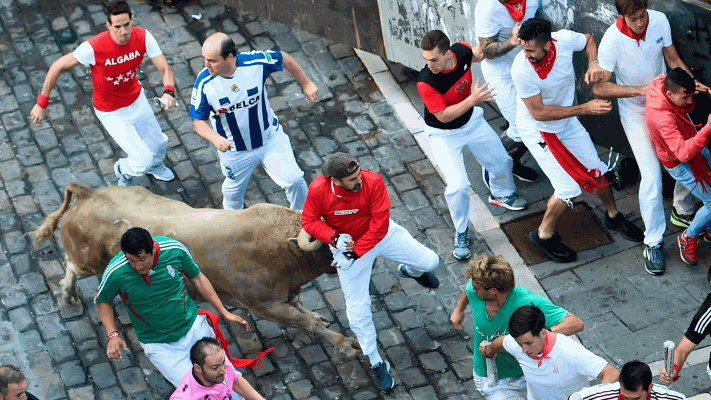 San Fermín - Quinto encierro peligroso de Núñez del Cuvillo