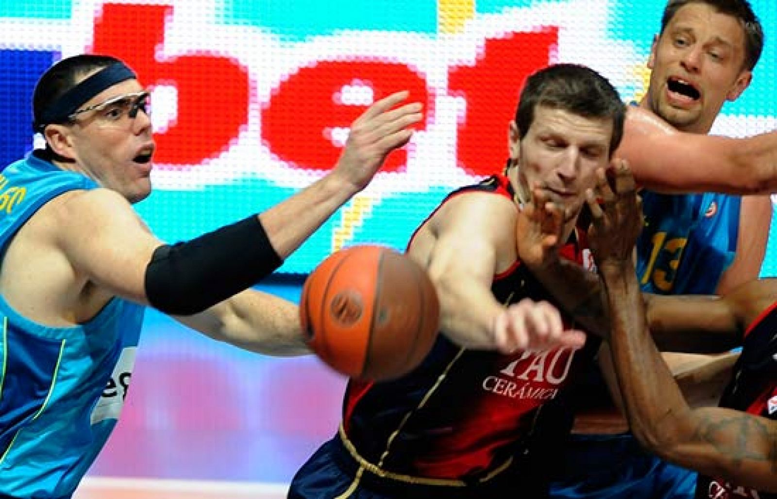 Baloncesto en RTVE: El Barça decidirá en el Palau | RTVE Play