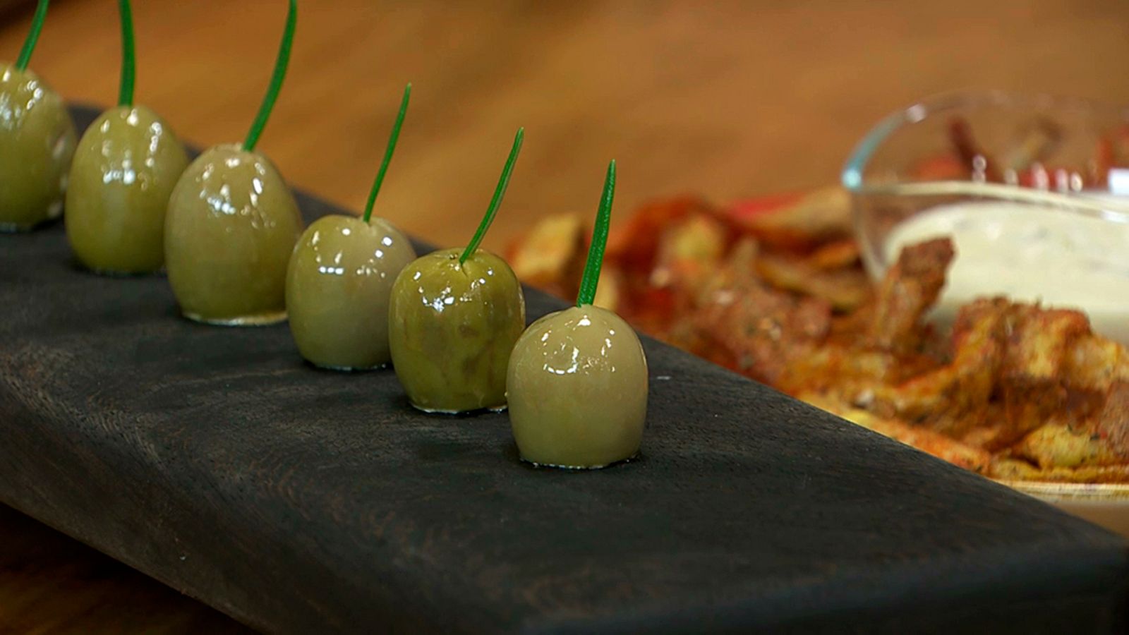 Torres en la cocina - Aceitunas rellenas de bonito