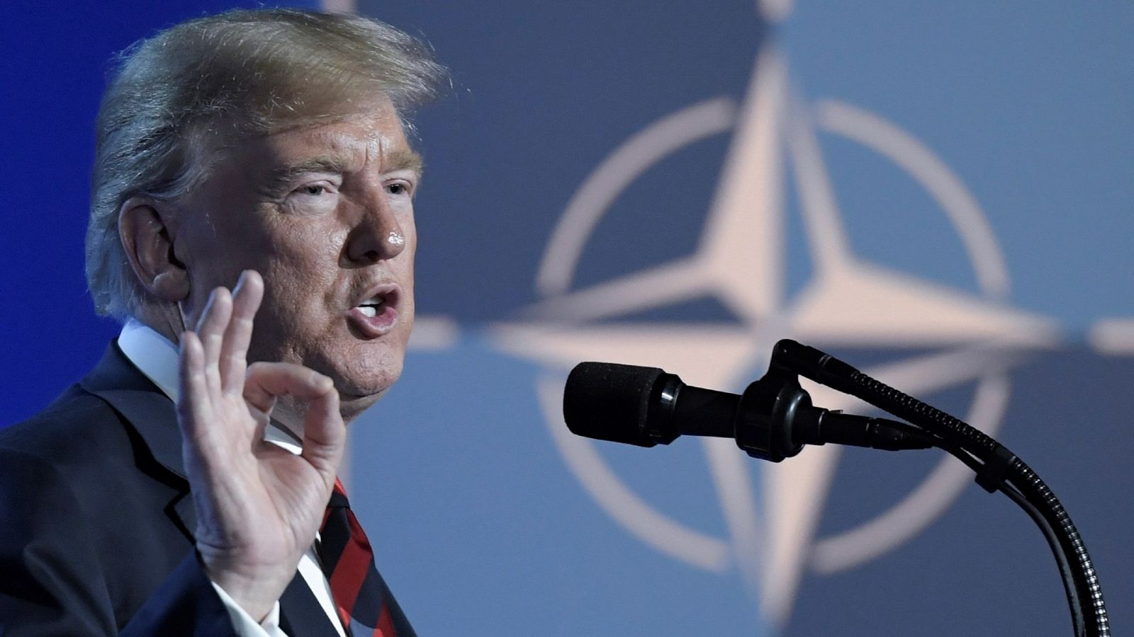 Ruidoso debate en la cumbre de la OTAN por la exigencia de Trump de aumentar el gasto militar