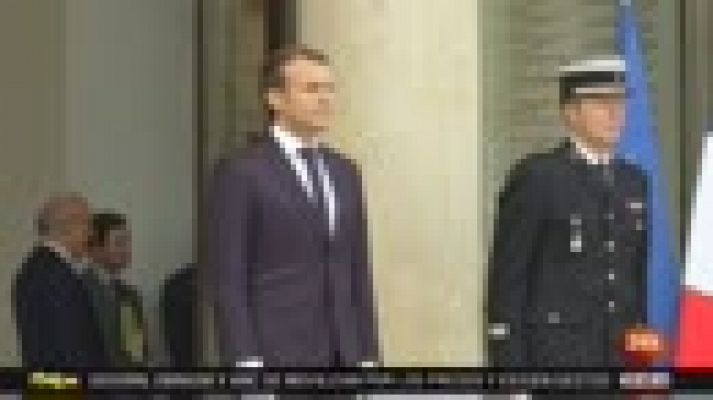 El presidente Macron cumple un año de mandato con su imagen deteriorada