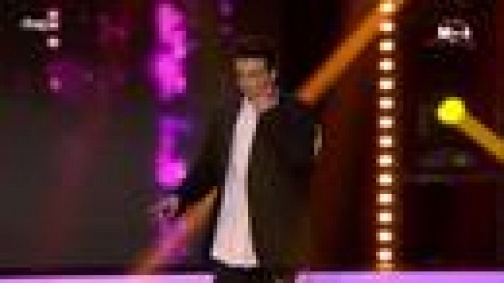 Pura magia - El flow de Davig el Magow cortando por la mitad