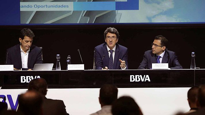 Telediario 1 - El BBVA mantiene la previsión de crecimiento económico en el 2,9% este año