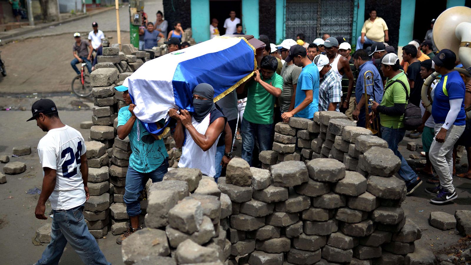 La espiral de violencia no cesa en Nicaragua, con más de 350 muertos en tres meses