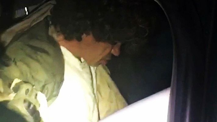 Telediario 1 - Detenido el hombre que huyó tras atrincherarse en su casa