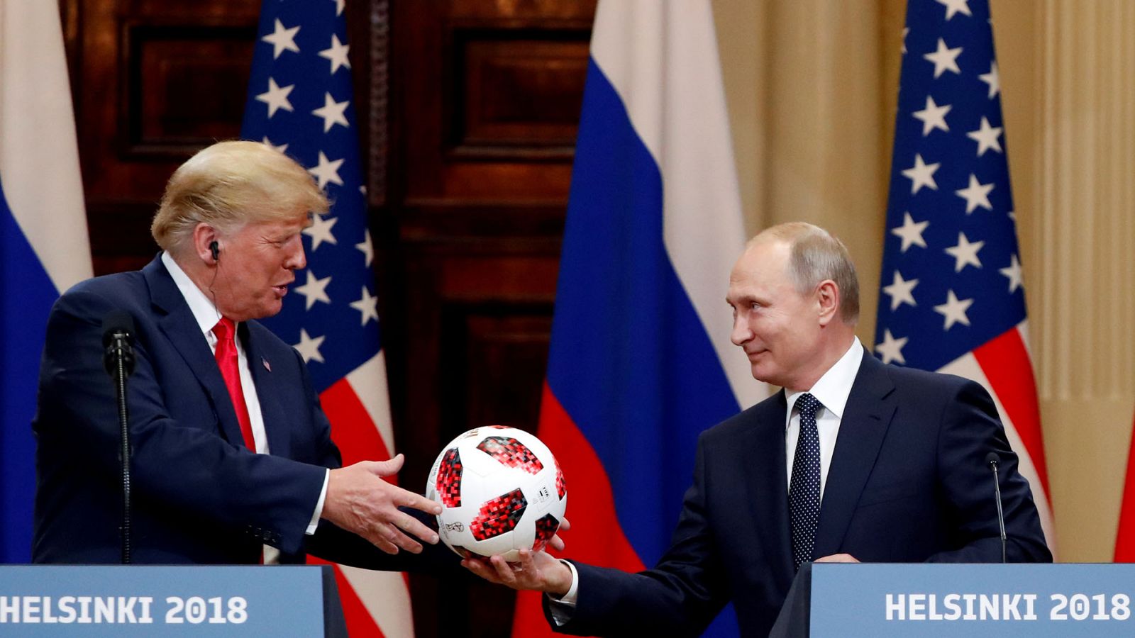 Trump invita a Putin a la Casa Blanca en octubre