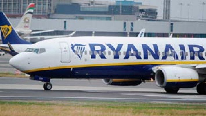 Ryanair deberá operar hasta el 59% de vuelos nacionales e internacionales durante la huelga   