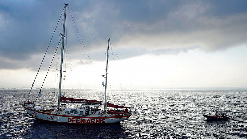 El Open Arms llega a Palma para desembarcar a la mujer rescatada