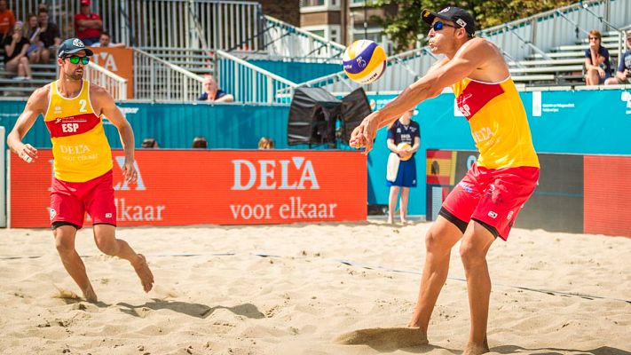 Telediario 1 - Herrera y Gavira jugarán las semifinales del Europeo de voley playa