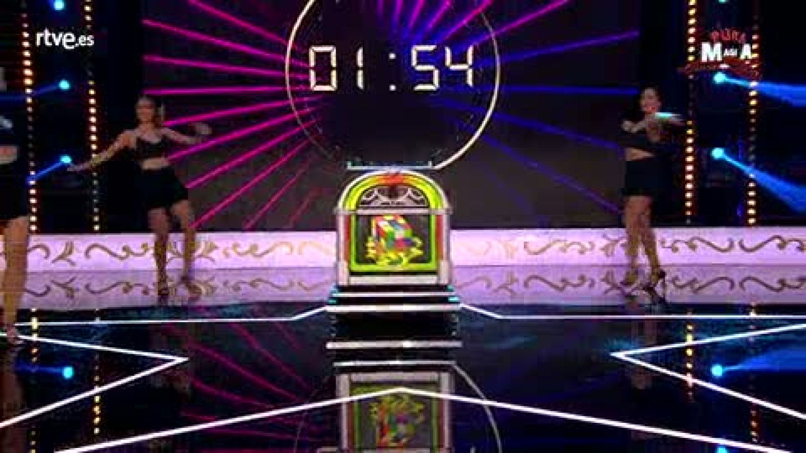 Edgard y su espectacular gran ilusión con el cubo de rubik