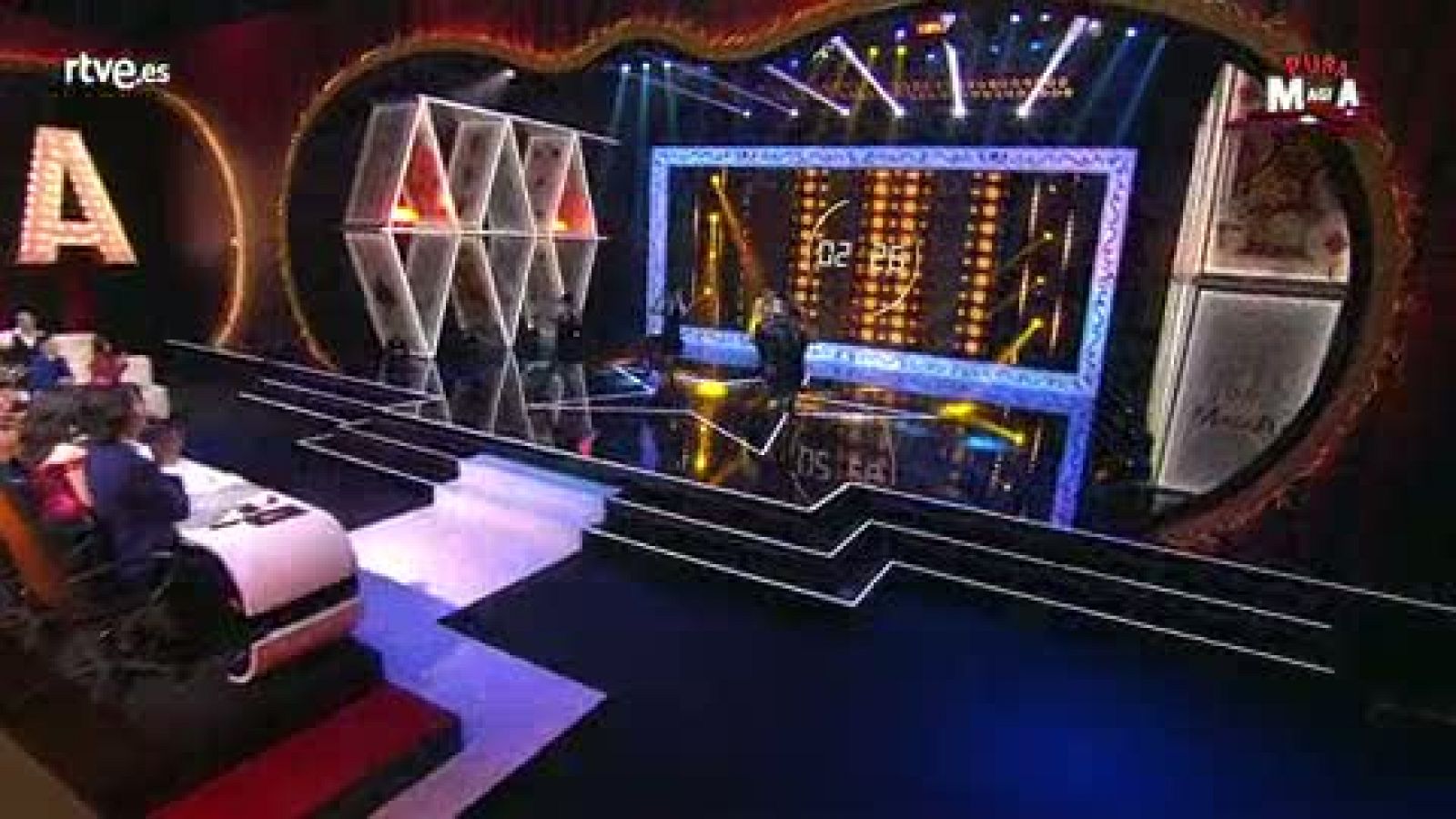 Judith Triliri y su rutina de bolas