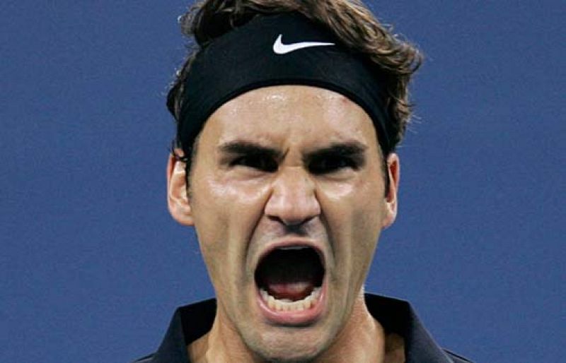 El tenista suizo Roger Federer ha perdido los nervios en su partido ante Novak Djokovic.