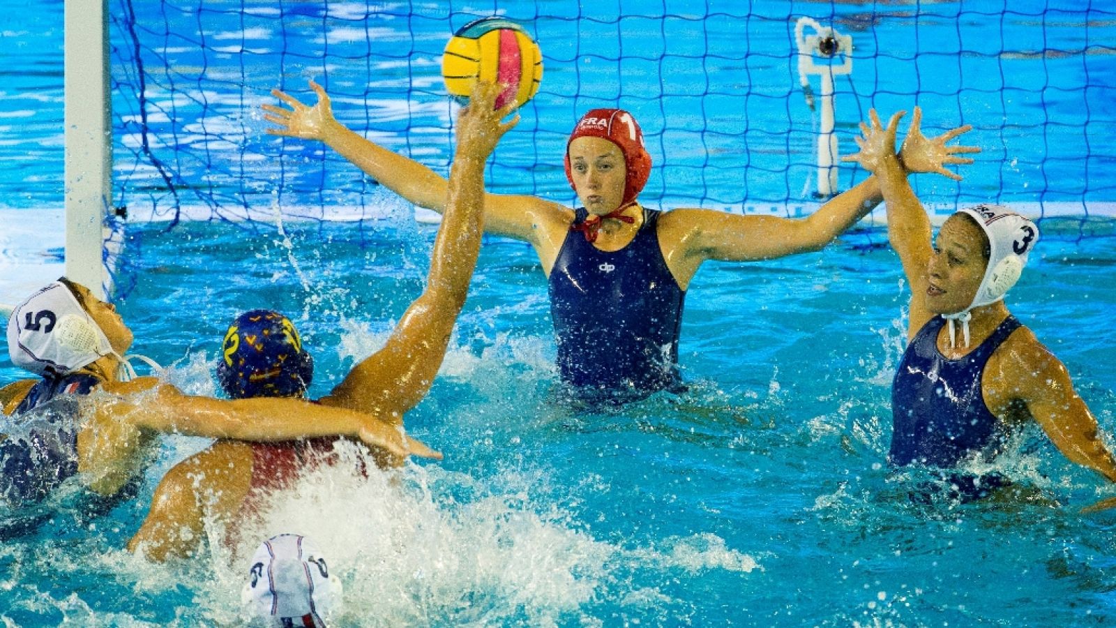Waterpolo: Campeonato de Europa Femenino 1/4 Final: Francia - España | RTVE Play