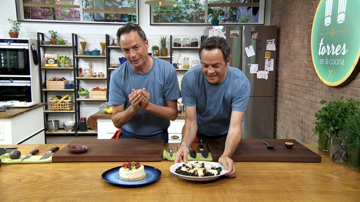 Torres en la cocina - Cuscús negro de calamar. Mouse de maracuyá