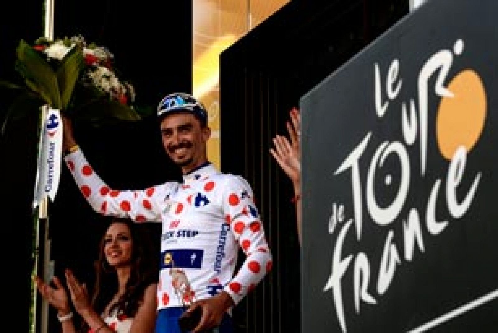 Tour de Francia 2023: Tour 2018 | Alaphilippe hace doblete al ganar la primera de los Pirineos | RTVE Play