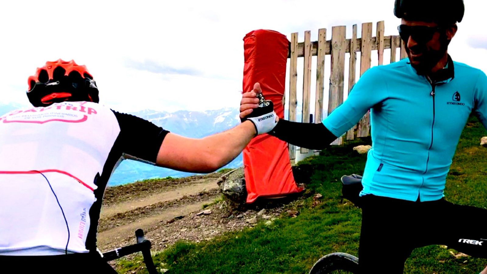Subimos con el exciclista vasco Haimar Zubeldia a la cima del nuevo coloso pirenaico, el Col du Portet. Final estrella de la 17ª etapa del Tour de Francia 2018.
