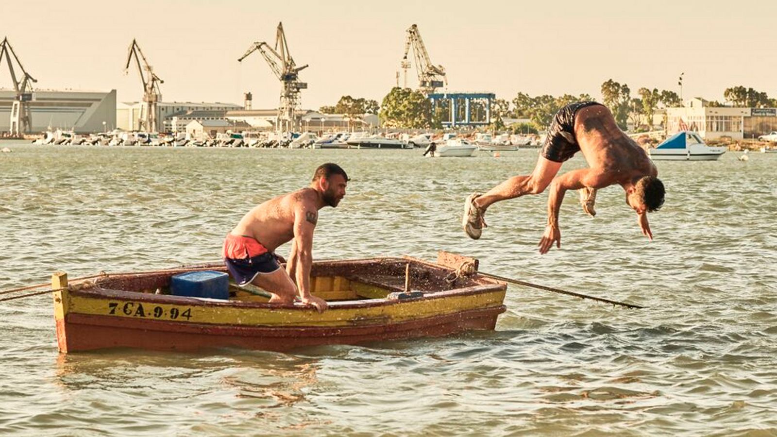 RTVE.es estrena el tráiler de 'Entre dos aguas', la nueva película de Isaki Lacuesta | Ver