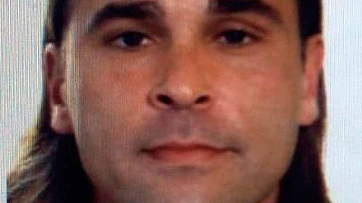 Telediario 1 - Las fuerzas de seguridad buscan al preso peligroso fugado