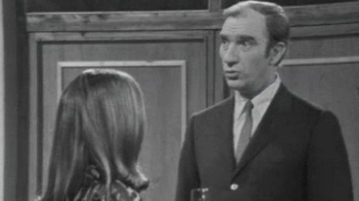 Fábulas - El cuervo y el zorro | Ver