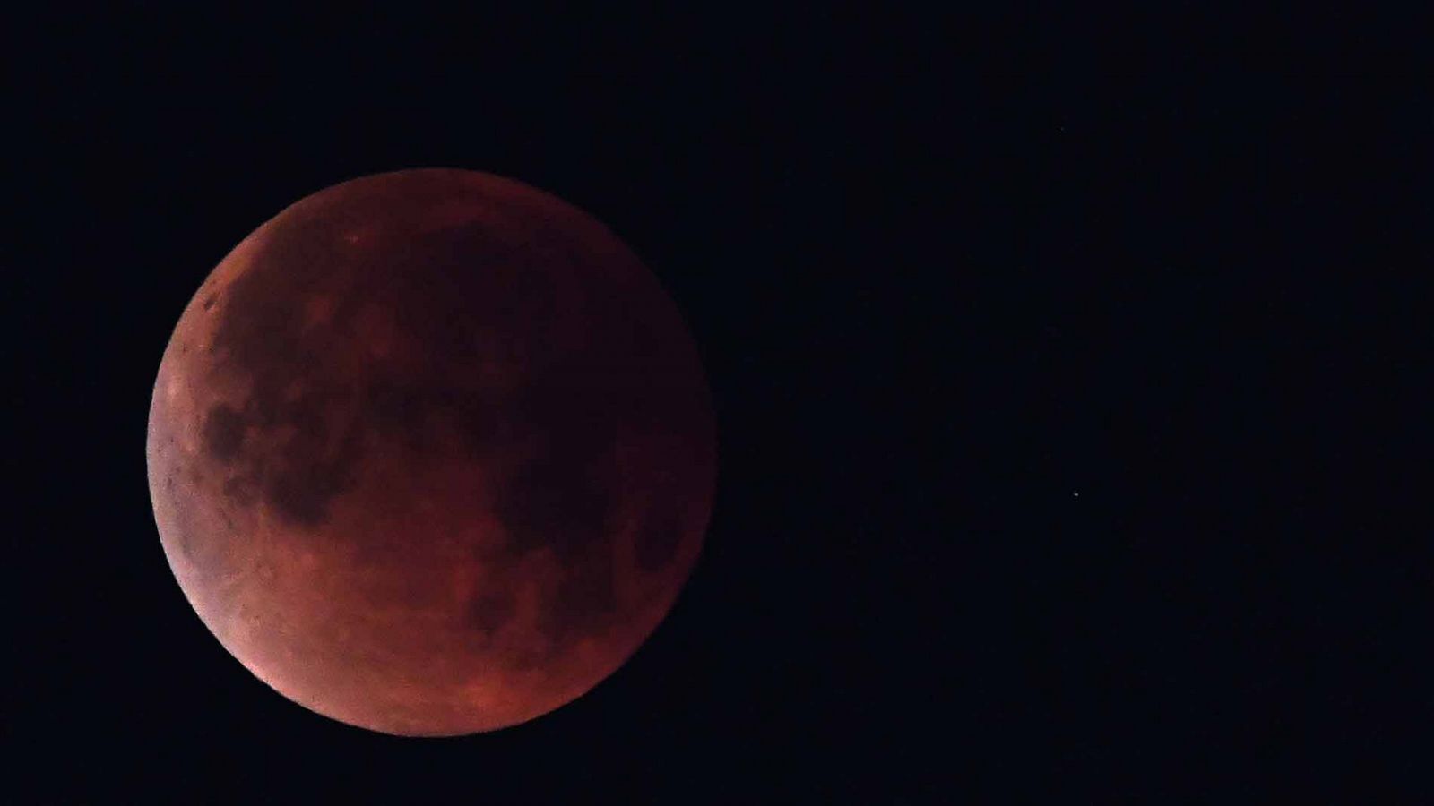 Eclipse lunar | Llega el eclipsa de luna más largo del siglo XXI