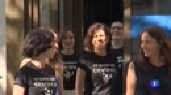 Telediario 1 - Investigadoras y profesoras de la Universidad Pública de Navarra promueven la ciencia a través del teatro