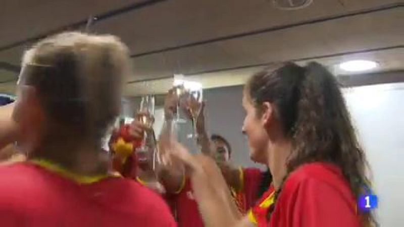 La selección española de waterpolo femenino cerró el Europeo de  Barcelona 2018 con la medalla de bronce este viernes en las Piscinas  Bernat Picornell, donde se impuso sin discusión (6-12) a Hungría para  volver al podio continental y mantener su si