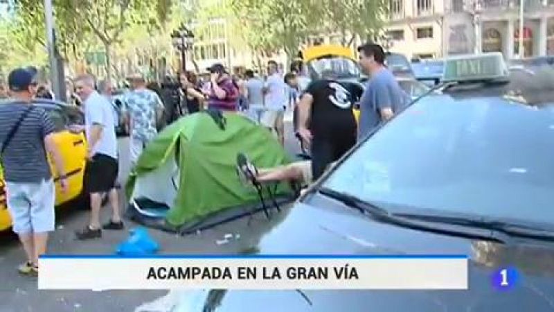 Continua la ocupación de la Gran Vía de Barcelona