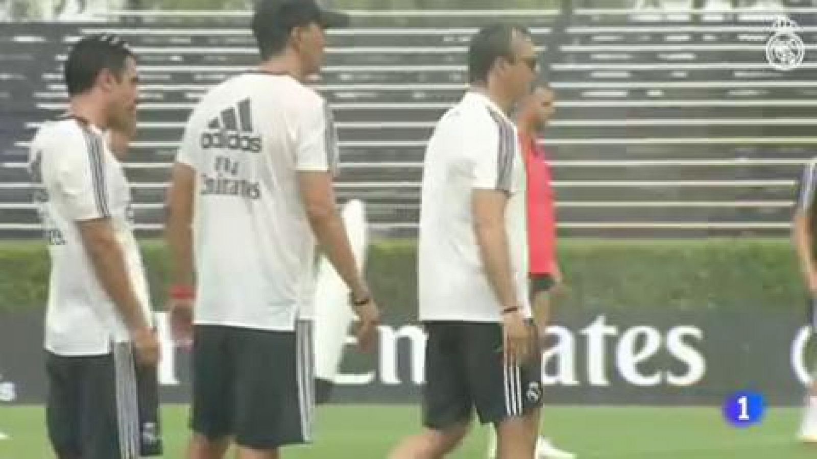 Telediario 1: El Real Madrid ya entrena en Miami a pesar de las tormentas tropicales | RTVE Play